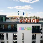 Avalon Hotel