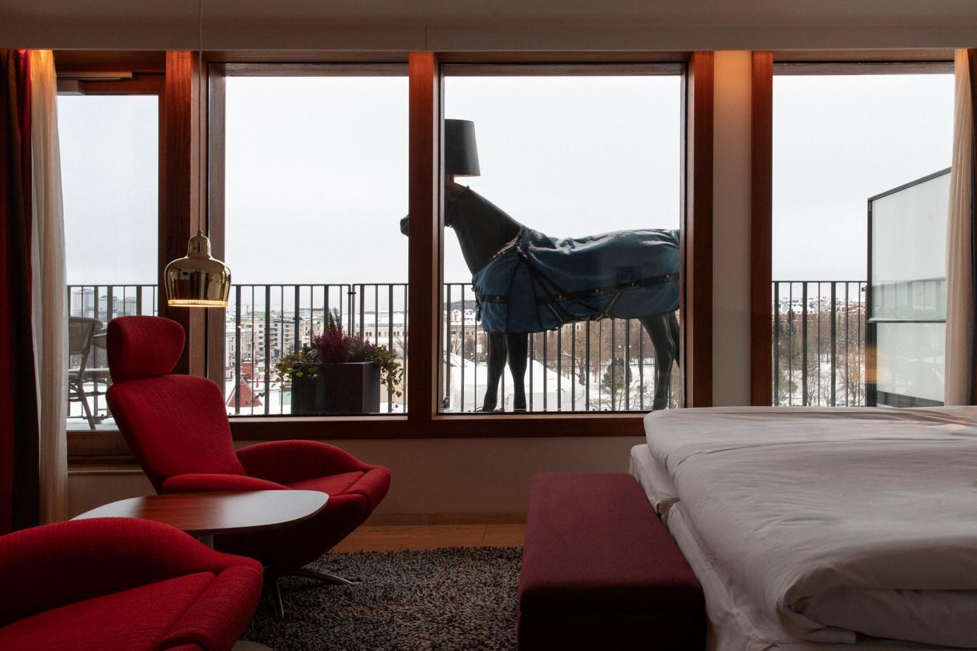 Avalon 4*